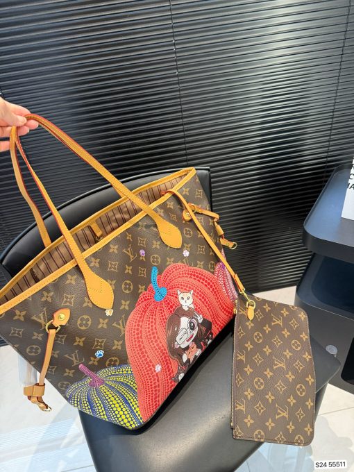 LV shopping bag - Image 3