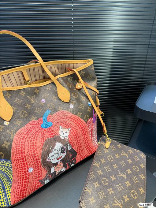 LV shopping bag - Image 6