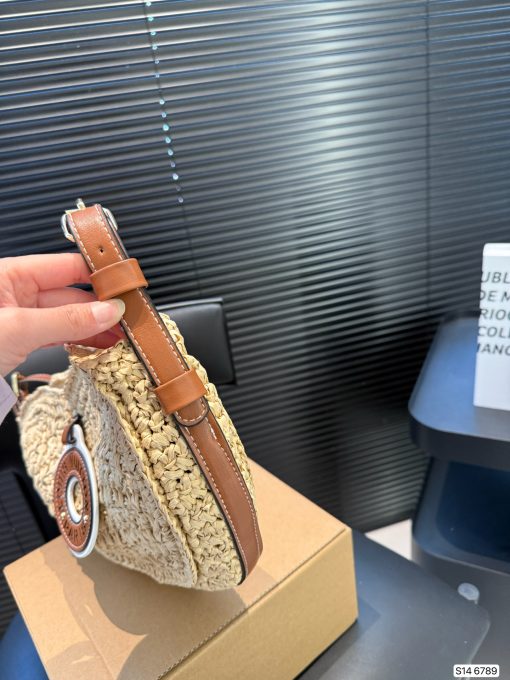 LV woven pea bag - Image 5