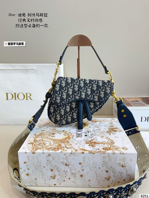 Dior saddle bag - Image 3
