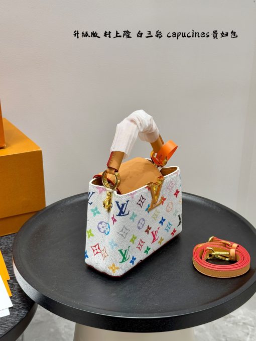 LV handbag - Image 5
