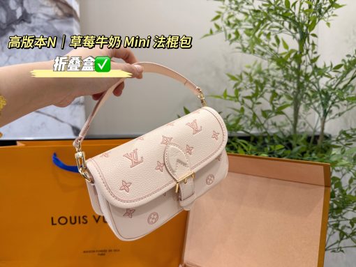 LV baguette bag - Image 8
