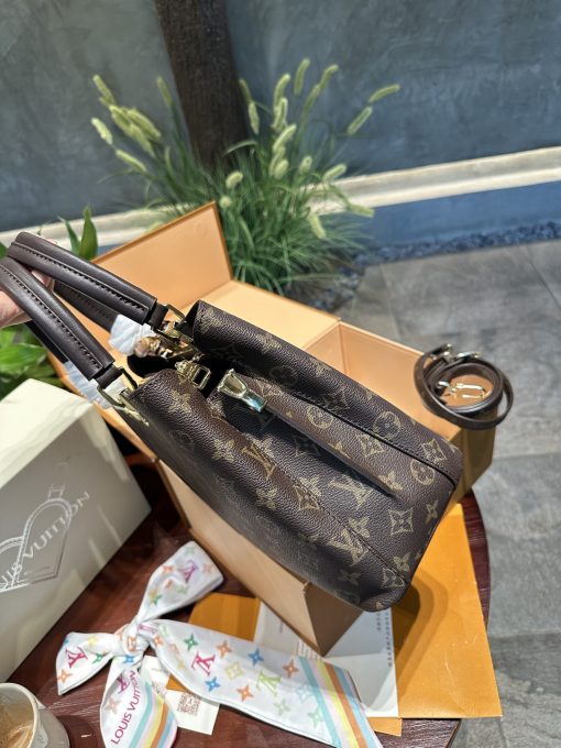 LV handbag - Image 5