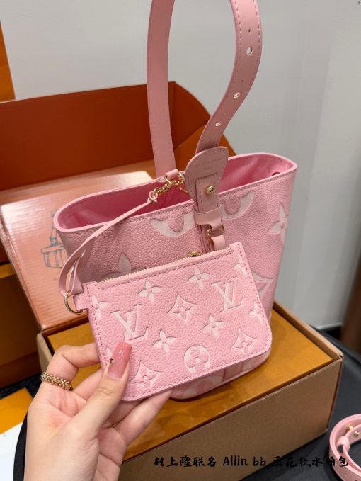 LV bucket bag - Image 5