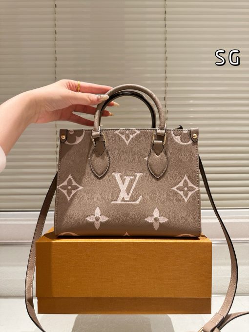 LV Jungle Bag - Image 7