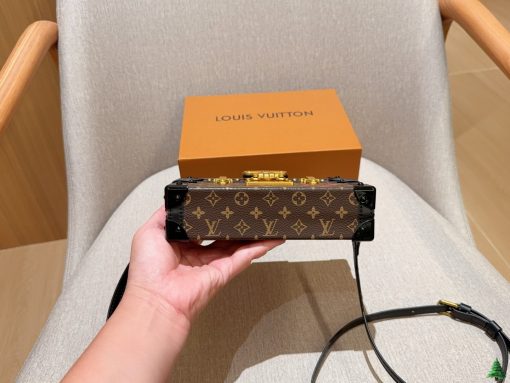 LV hard box bag - Image 5