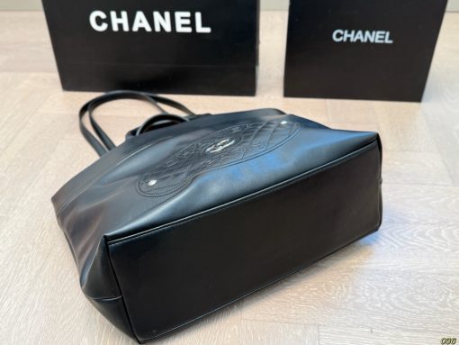 CHANEL tote bag - Image 7