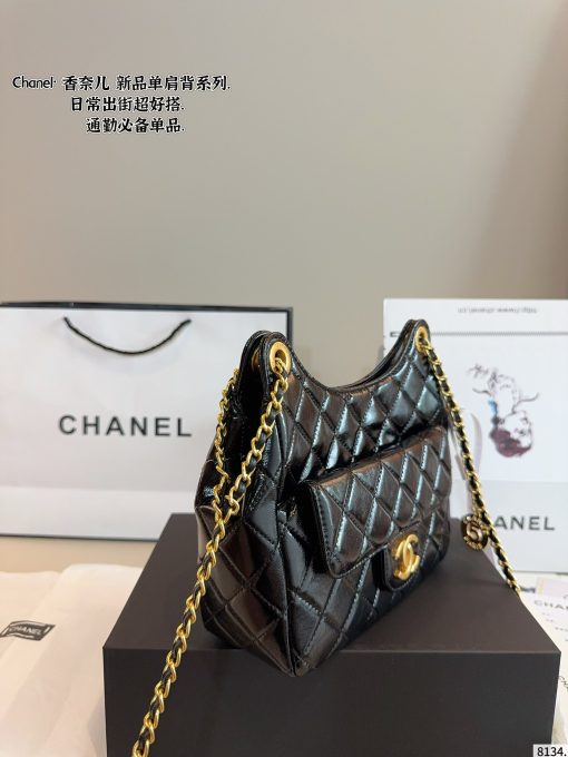 CHANEL crossbody bag - Image 9
