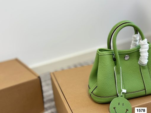 HERMES shopping bag - Image 8